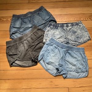 4 Pairs of Women’s Jean/Chambray Shorts